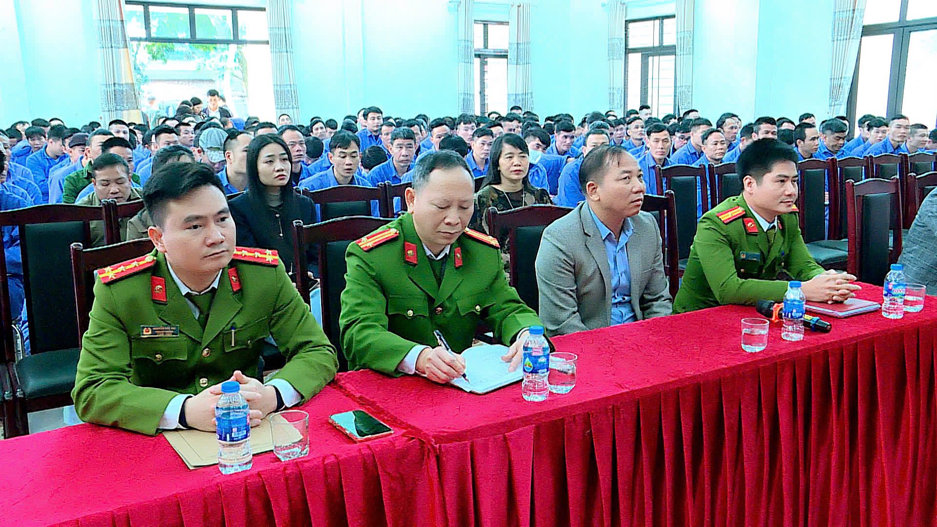 HỘI NGHỊ TUYÊN TRUYỀN CHÍNH SÁCH VIỆC LÀM, TƯ VẤN – GIỚI THIỆU VIỆC LÀM CHO NGƯỜI CAI NGHIỆN MA TÚY CHUẨN BỊ TÁI HÒA NHẬP CỘNG ĐỒNG NĂM 2025